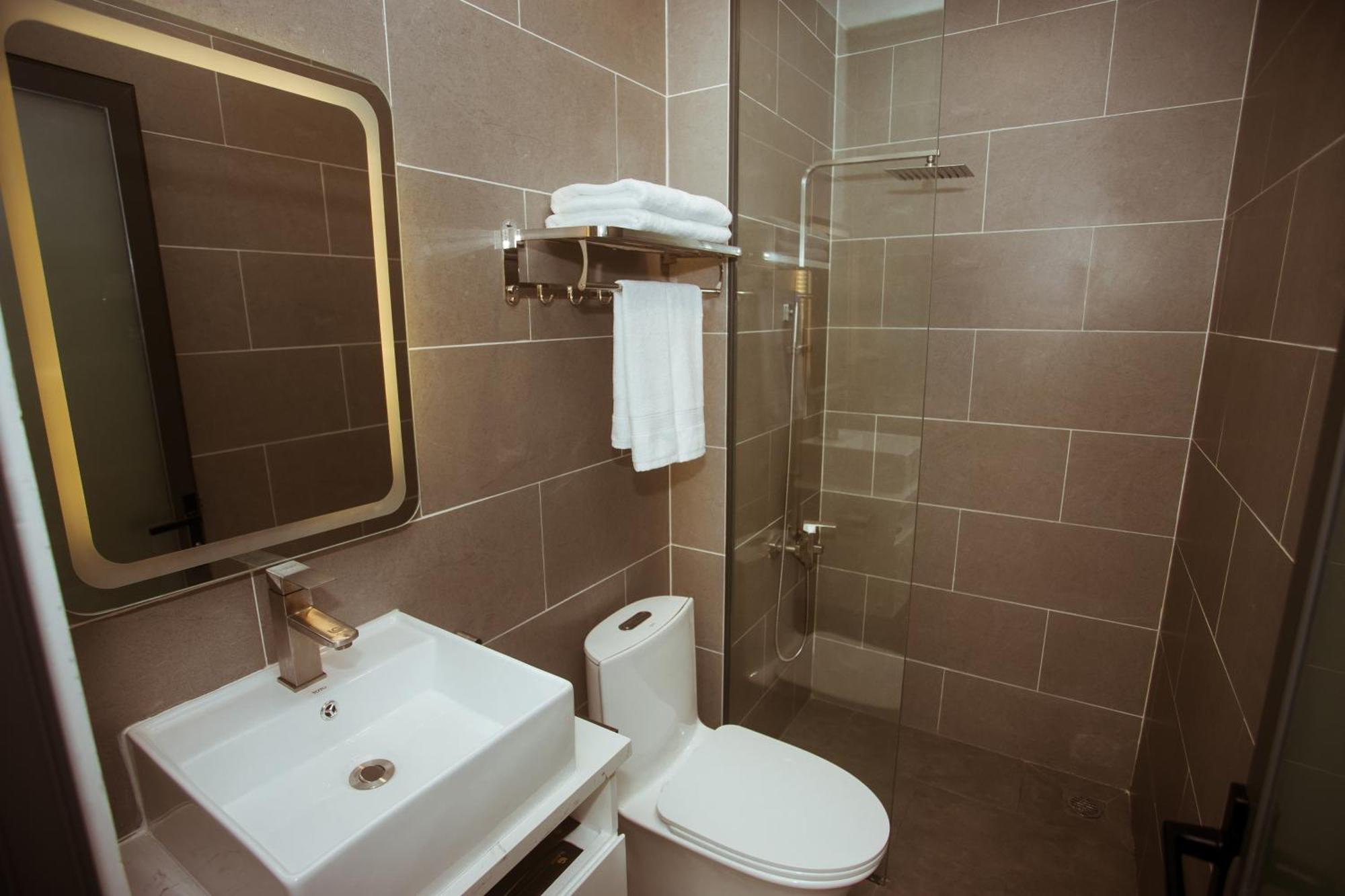 Lee Charming Hotel Nha Trang Exterior foto